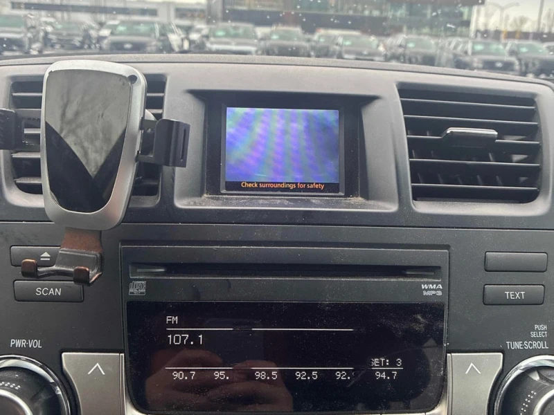 Toyota Highlander * 4WD 4dr * CARFAX * БЕЗ ПЪРВОНАЧАЛНА ВНОСКА, снимка 11 - Автомобили и джипове - 53072574