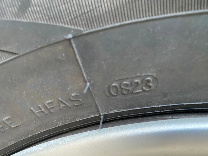 Nissan Qashqai 1.6, снимка 12 - Автомобили и джипове - 53096387