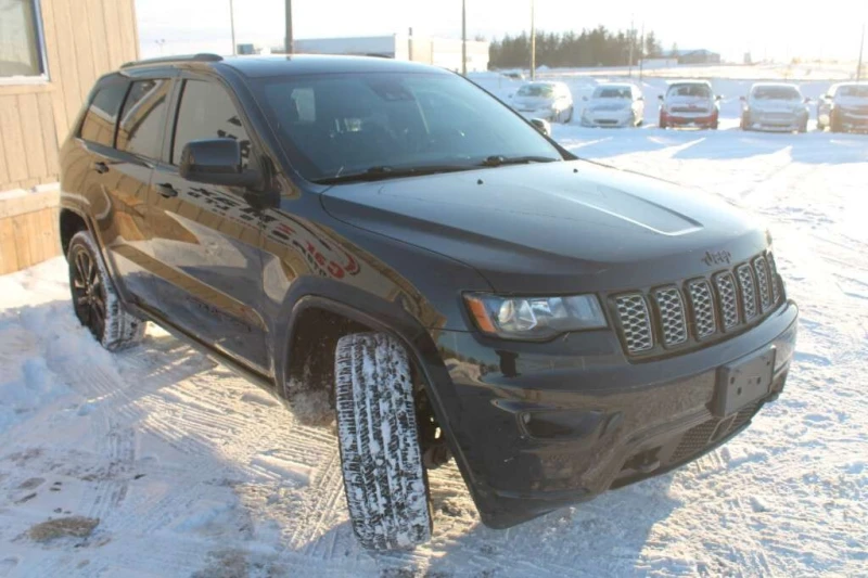 Jeep Grand cherokee * Laredo * CARFAX * ЦЕНА ДО БГ, снимка 3 - Автомобили и джипове - 53342804