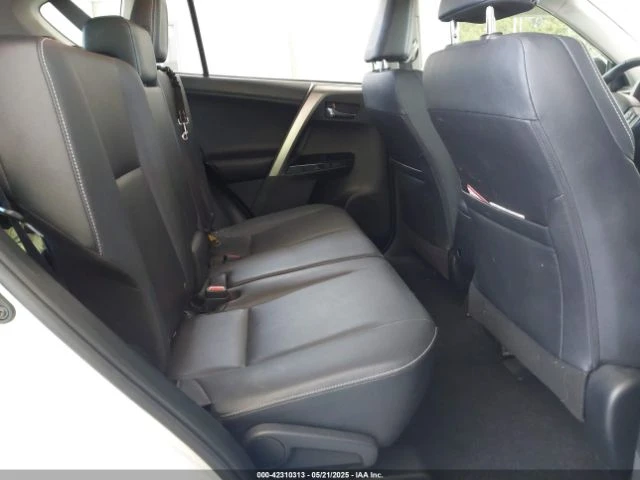 Toyota Rav4 PLATINUM* DISTRONIC* Кожа* Камери* LED* CARPLAY*  - изображение 8
