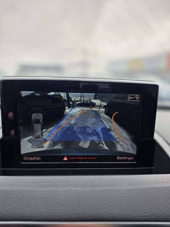 Audi Q3 S-Line* HeadUp* АвтоКредит* (ЦЕНА ДО БГ), снимка 12 - Автомобили и джипове - 53297664