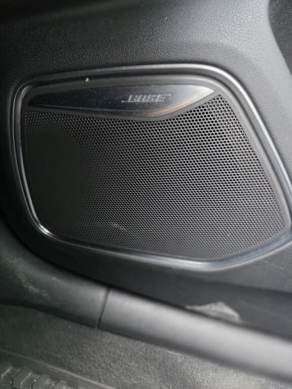 Audi Q3 S-Line* HeadUp* АвтоКредит* (ЦЕНА ДО БГ), снимка 15 - Автомобили и джипове - 53297664