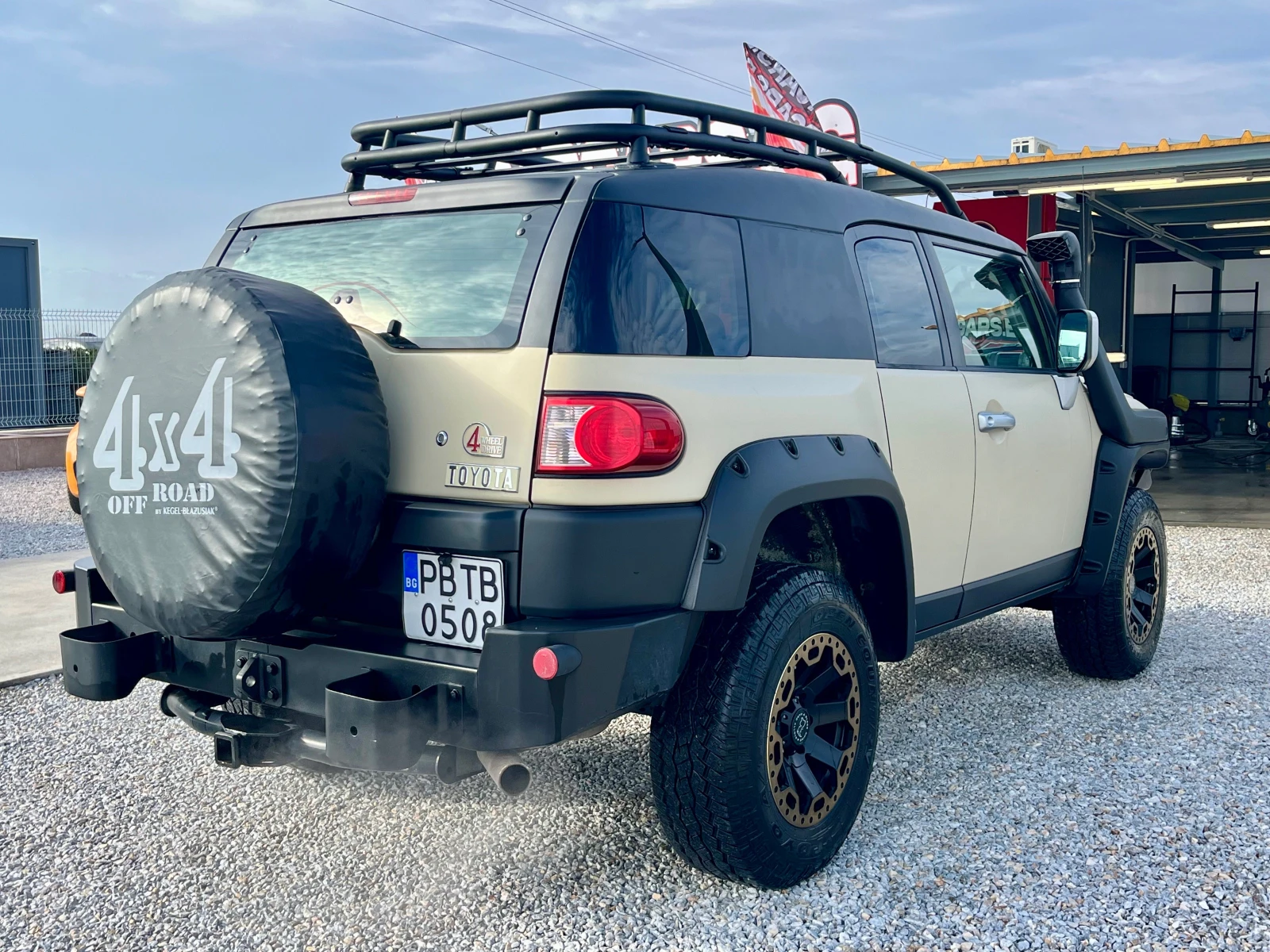 Toyota Fj cruiser 4.0 V6 - изображение 5