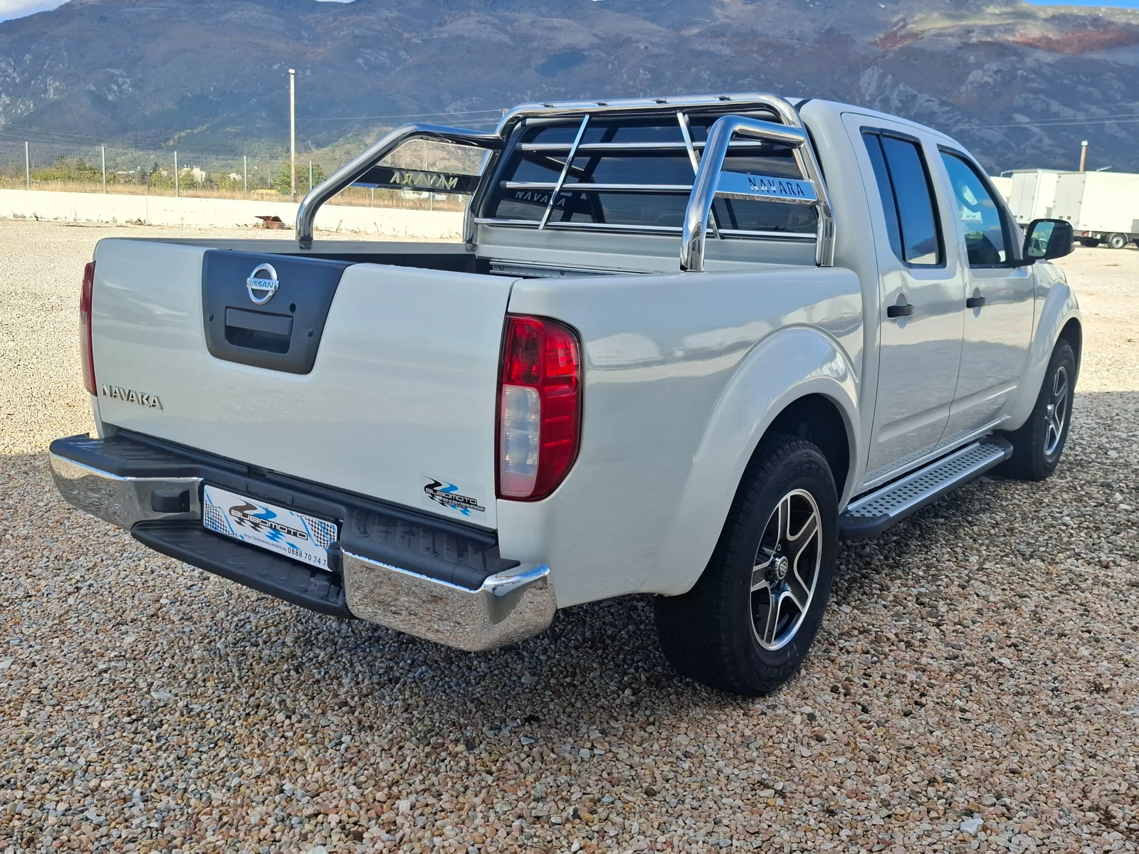 Nissan Navara Face/2.5/190к.с./Клима - изображение 3