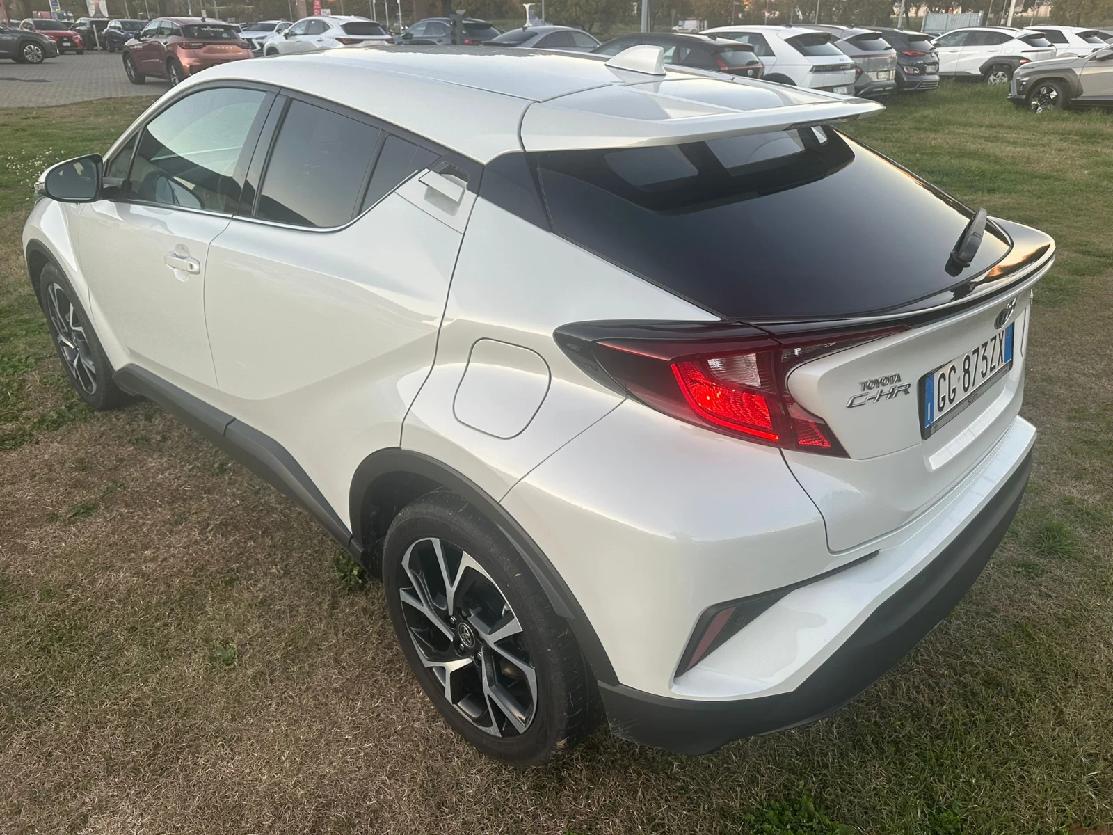 Toyota C-HR 1.8i HYBRID FACE - изображение 5