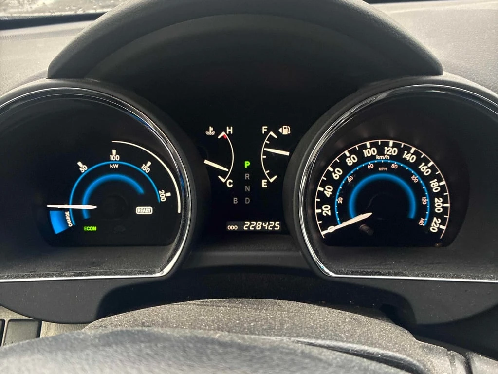 Toyota Highlander * 4WD 4dr * CARFAX * БЕЗ ПЪРВОНАЧАЛНА ВНОСКА - изображение 8