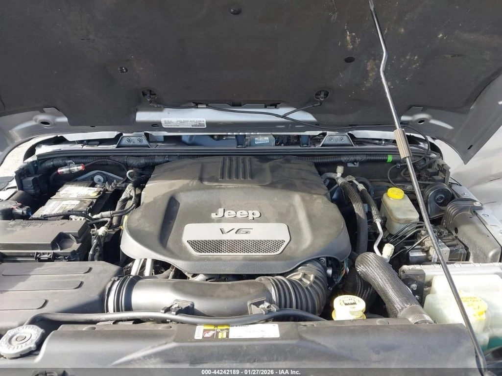 Jeep Wrangler UNLIMITED RUBICON* CARFAX * ���� �� ������ | Mobile.bg � ����������� 13