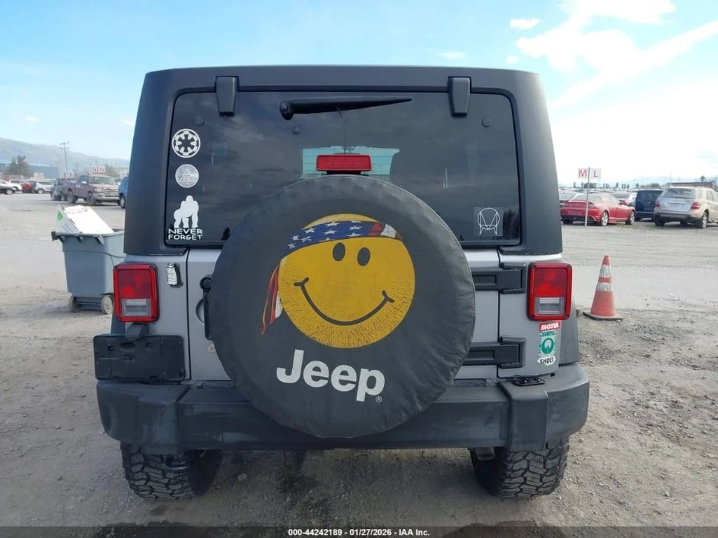 Jeep Wrangler UNLIMITED RUBICON* CARFAX * ���� �� ������ | Mobile.bg � ����������� 16