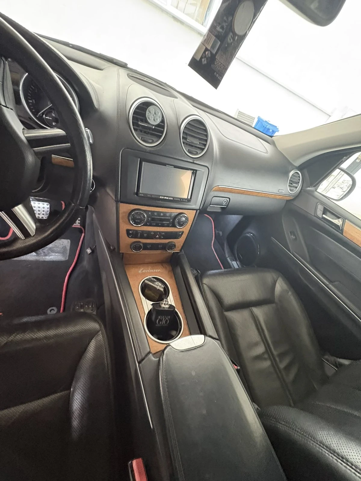 Mercedes-Benz GL 550 Lorinser , снимка 9 - Автомобили и джипове - 53902265