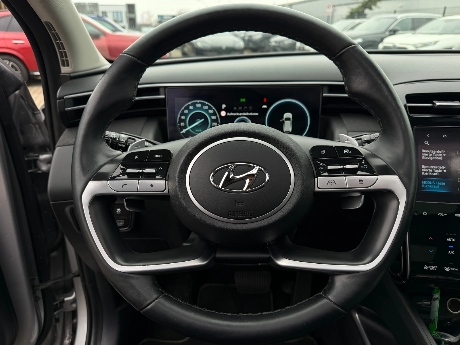 Hyundai Tucson 1.6 T-GDI Executive, снимка 8 - Автомобили и джипове - 54063540