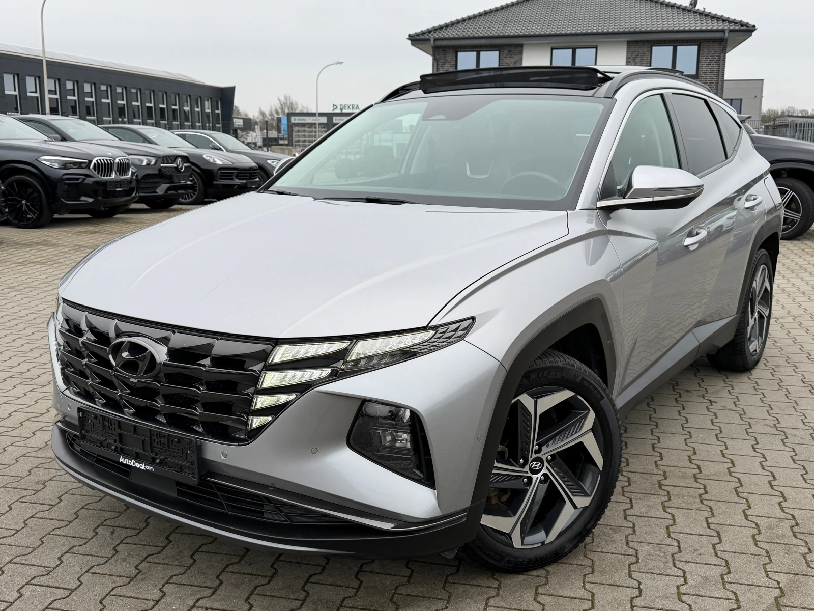 Hyundai Tucson 1.6 T-GDI Executive, снимка 2 - Автомобили и джипове - 54063540