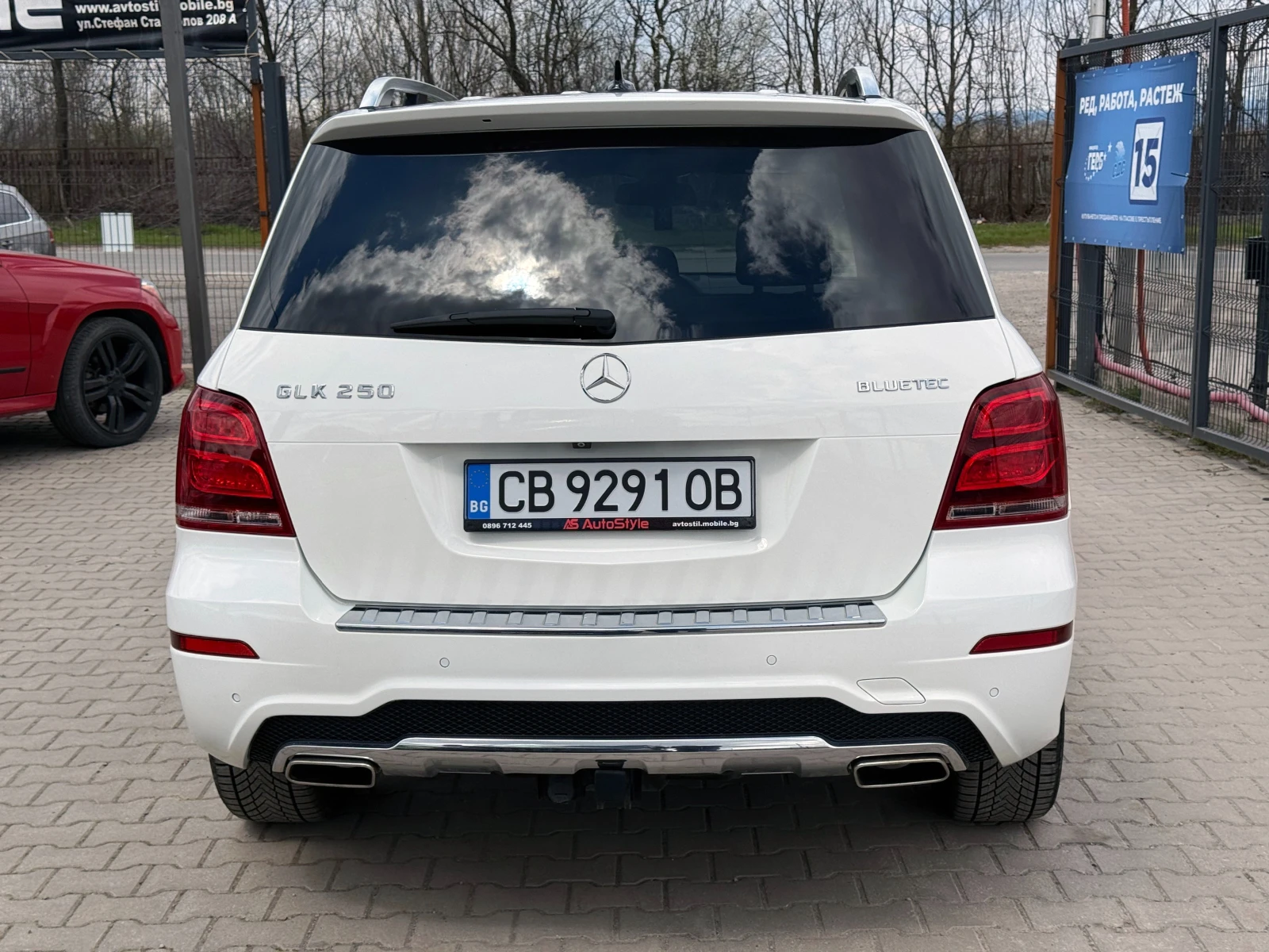 Mercedes-Benz GLK 250 Bluetec * AMG Pack * 4Matic * 360, снимка 5 - Автомобили и джипове - 54160584