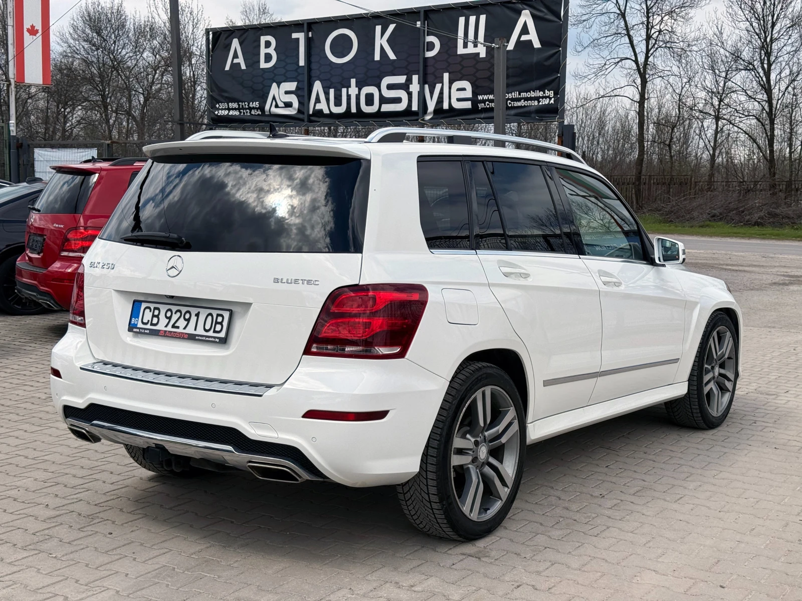 Mercedes-Benz GLK 250 Bluetec * AMG Pack * 4Matic * 360, снимка 4 - Автомобили и джипове - 54160584