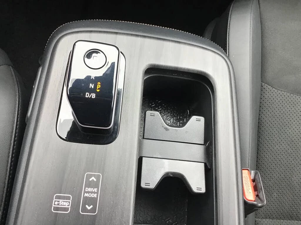 Nissan Ariya Engage FWD * КРАЙНА ЦЕНА* , снимка 15 - Автомобили и джипове - 54640091