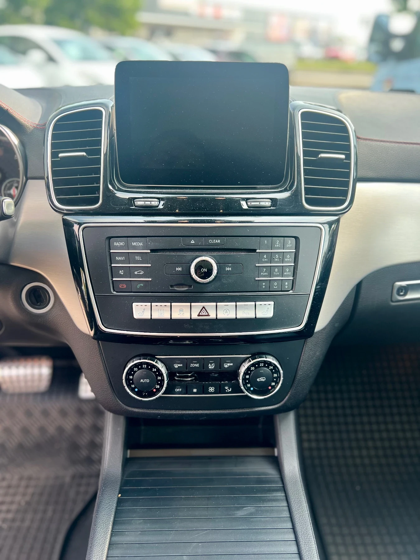 Mercedes-Benz GLE 350, снимка 8 - Автомобили и джипове - 54786761