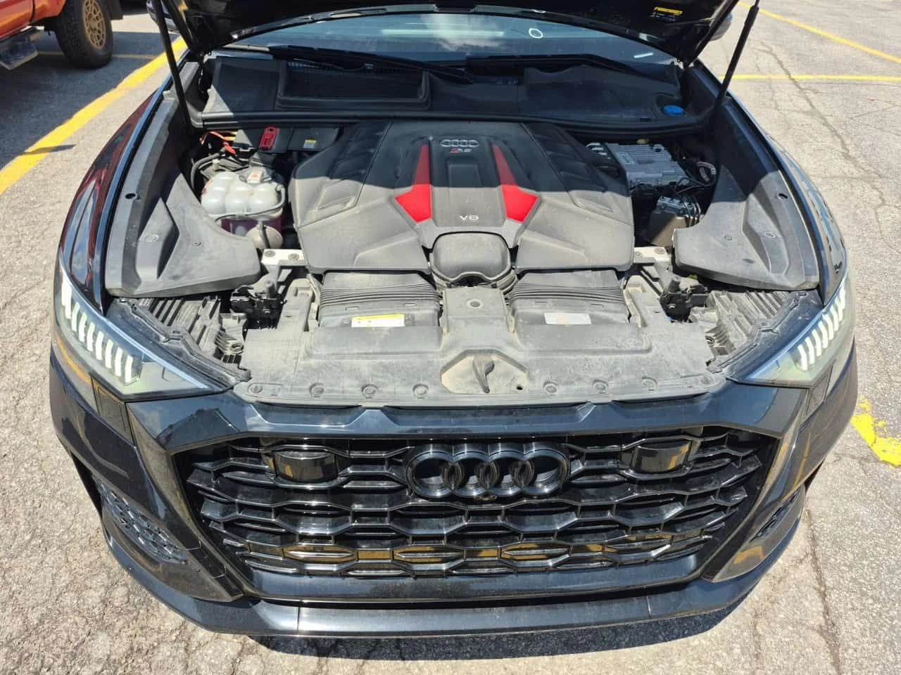 Audi RSQ8 CARFAX/ДИСТРОНИК/360 КАМ//ПОДГРЕВ/ОБДУХ/ПАНО/, снимка 17 - Автомобили и джипове - 55317911
