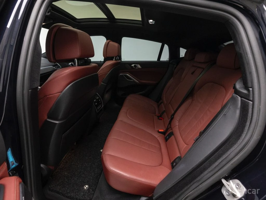 BMW X6 30d xDrive M SPORT* HARMAN* DISTRONIC* 360* ХЕДЪП*, снимка 13 - Автомобили и джипове - 55684917