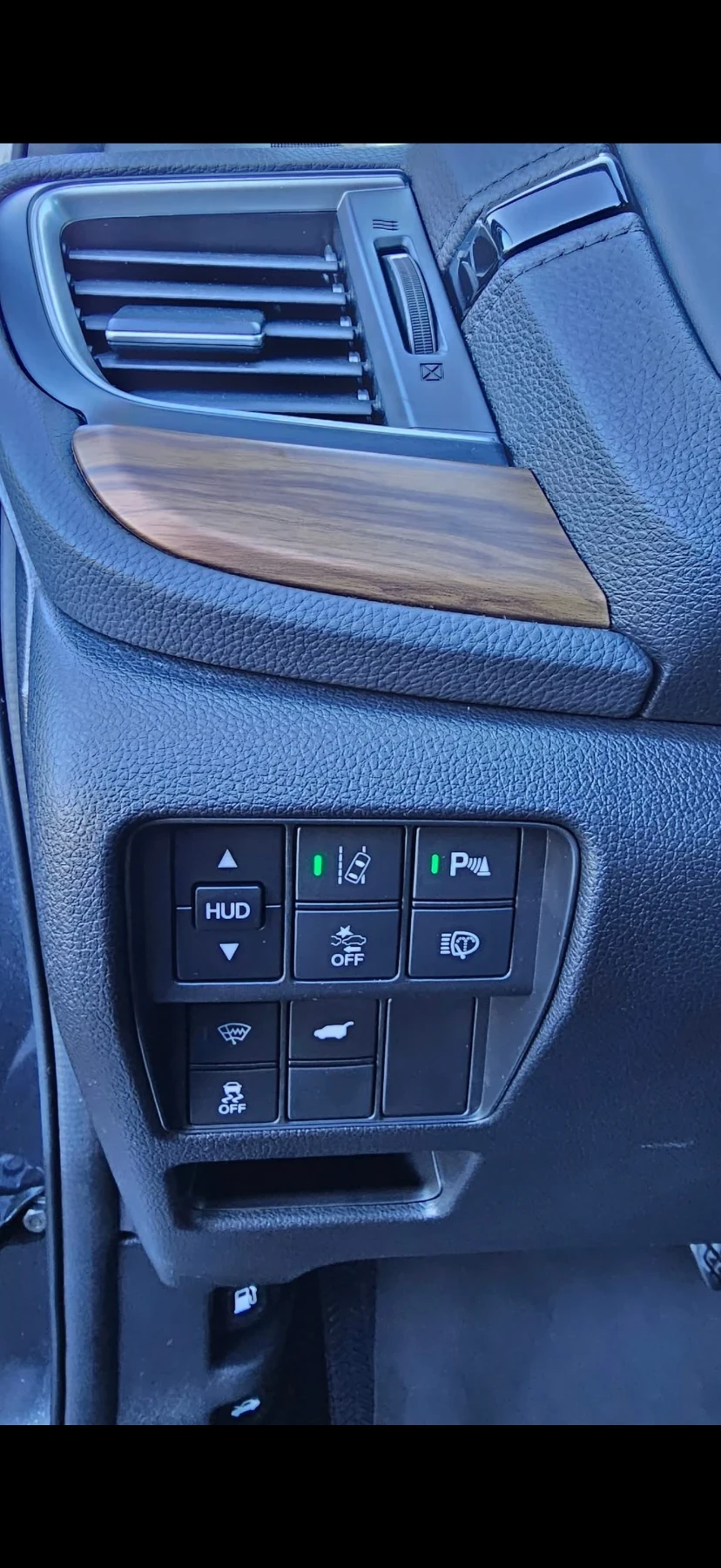 Honda Cr-v 1.5 AWD Executive , снимка 9 - Автомобили и джипове - 55709571