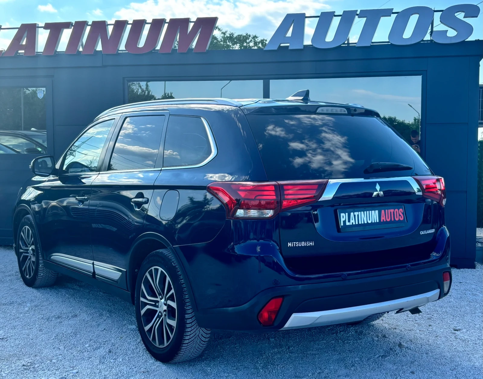 Mitsubishi Outlander 2.2D/4X4/7 МЕСТЕН/FULL , снимка 10 - Автомобили и джипове - 55733213