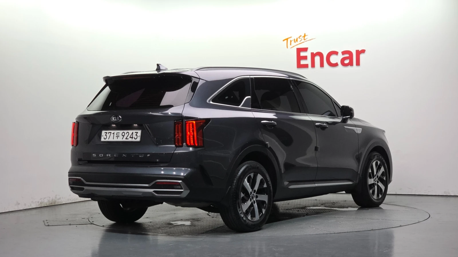 Kia Sorento 2.2 CRDi Signature | Drive Wise | 360  | Ventilate, снимка 2 - Автомобили и джипове - 55810695