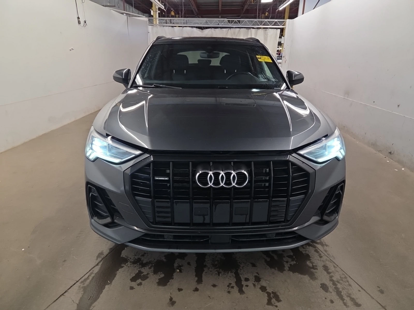 Audi Q3 PROGRESSIV | CARFAX | АВТОФИНАНСИРАНЕ, снимка 2 - Автомобили и джипове - 55887645