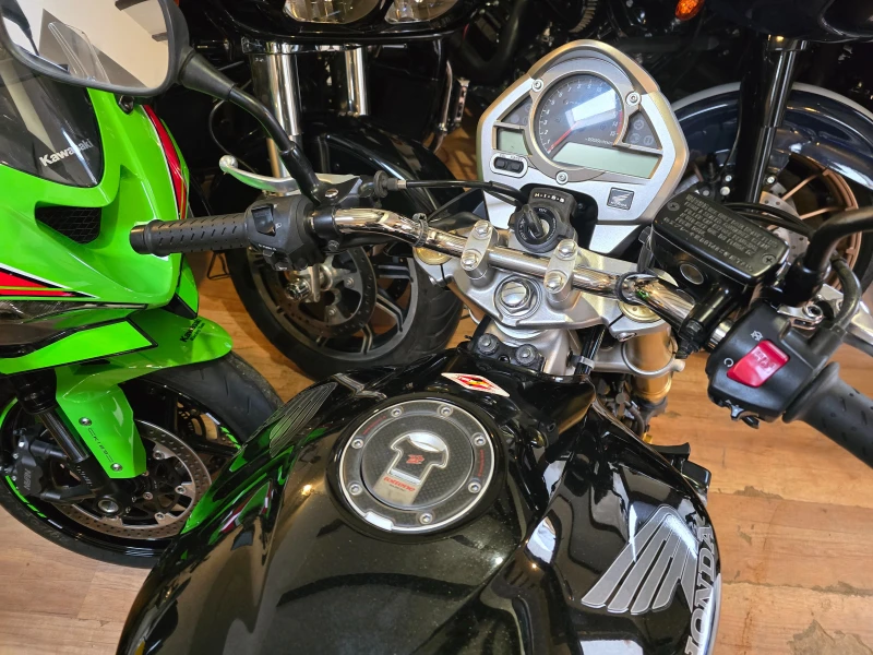 Honda Hornet 600, снимка 4 - Мотоциклети и мототехника - 53387727