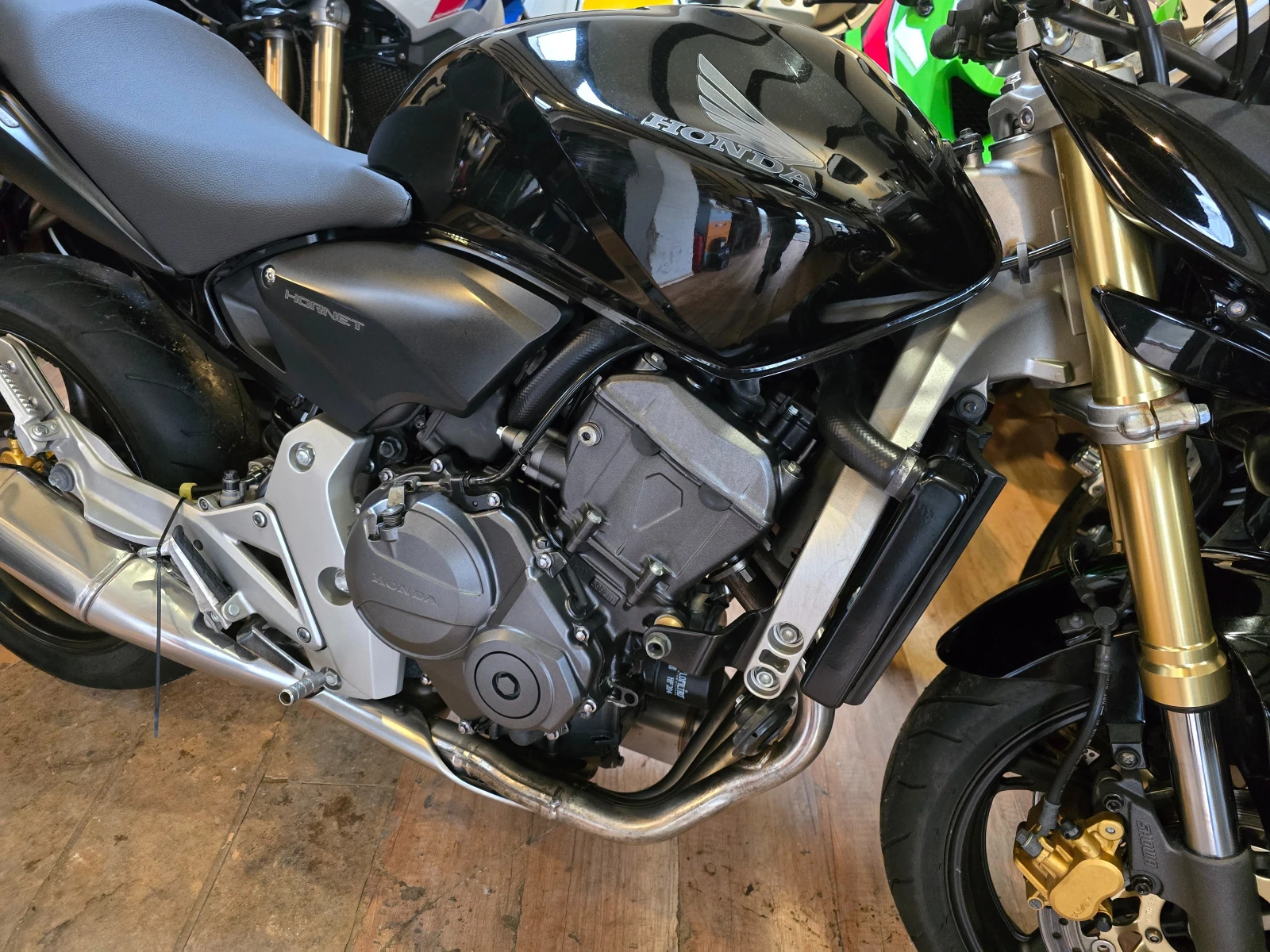 Honda Hornet 600 - изображение 7