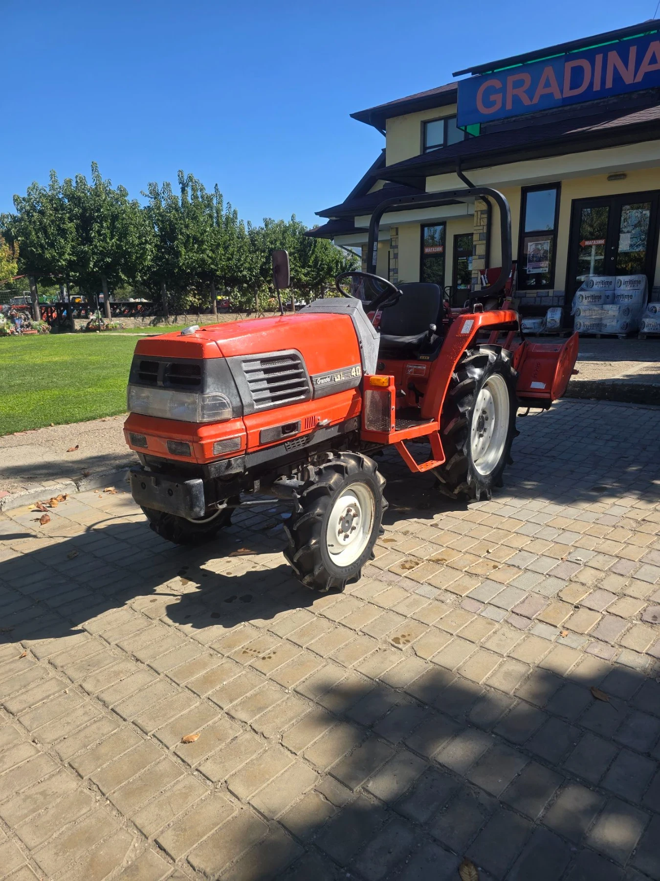 Трактор Kubota GL 240