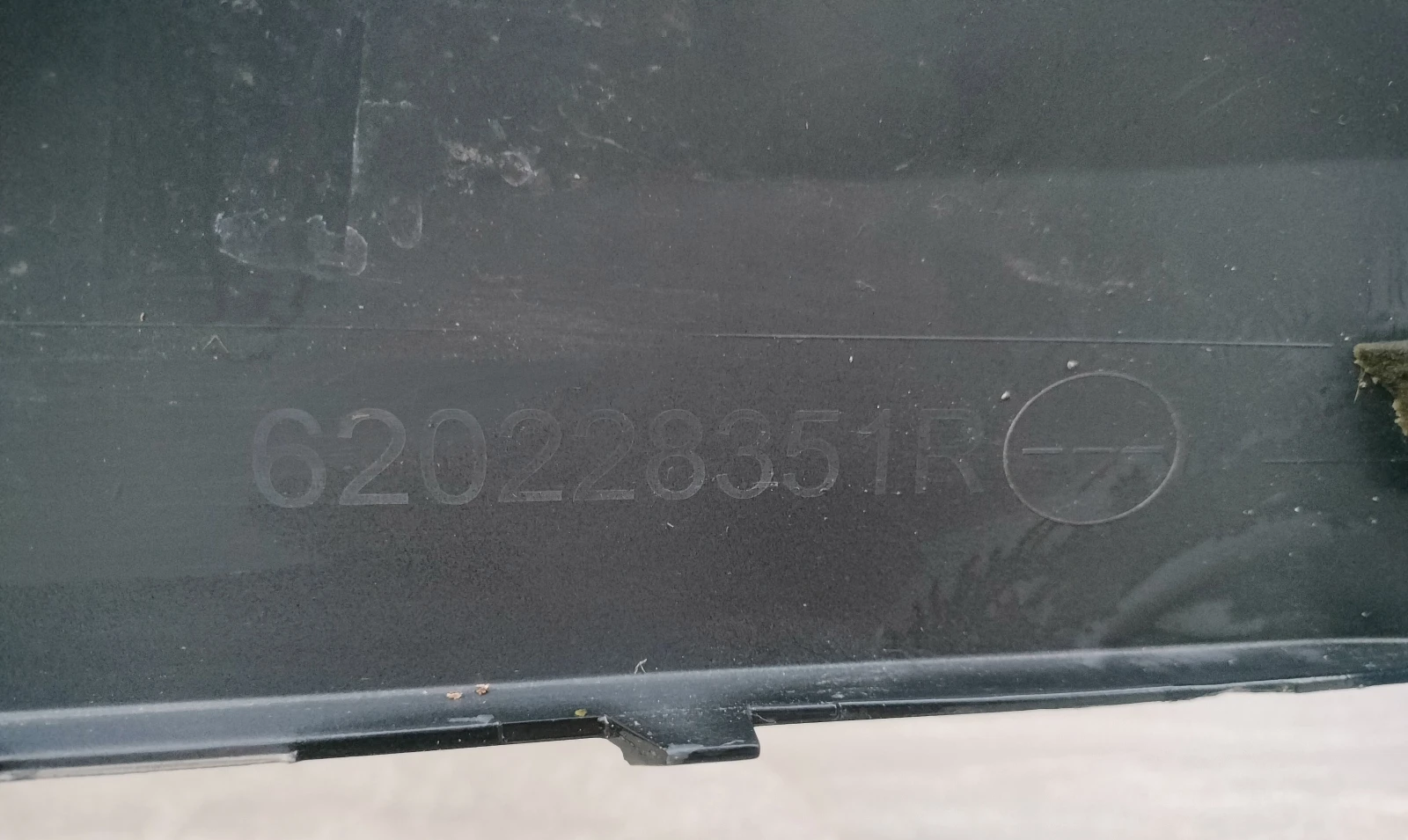 Предна броня за Renault Clio 5, снимка 6 - Части - 55546759