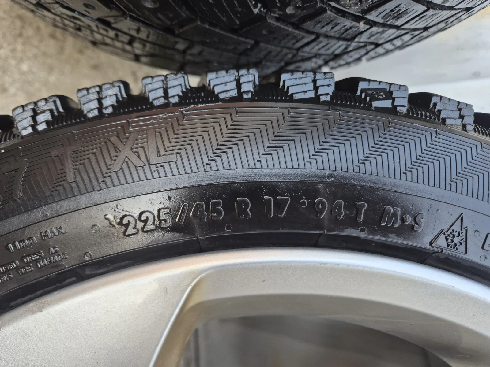    225/45R17  VW Golf | Mobile.bg   12