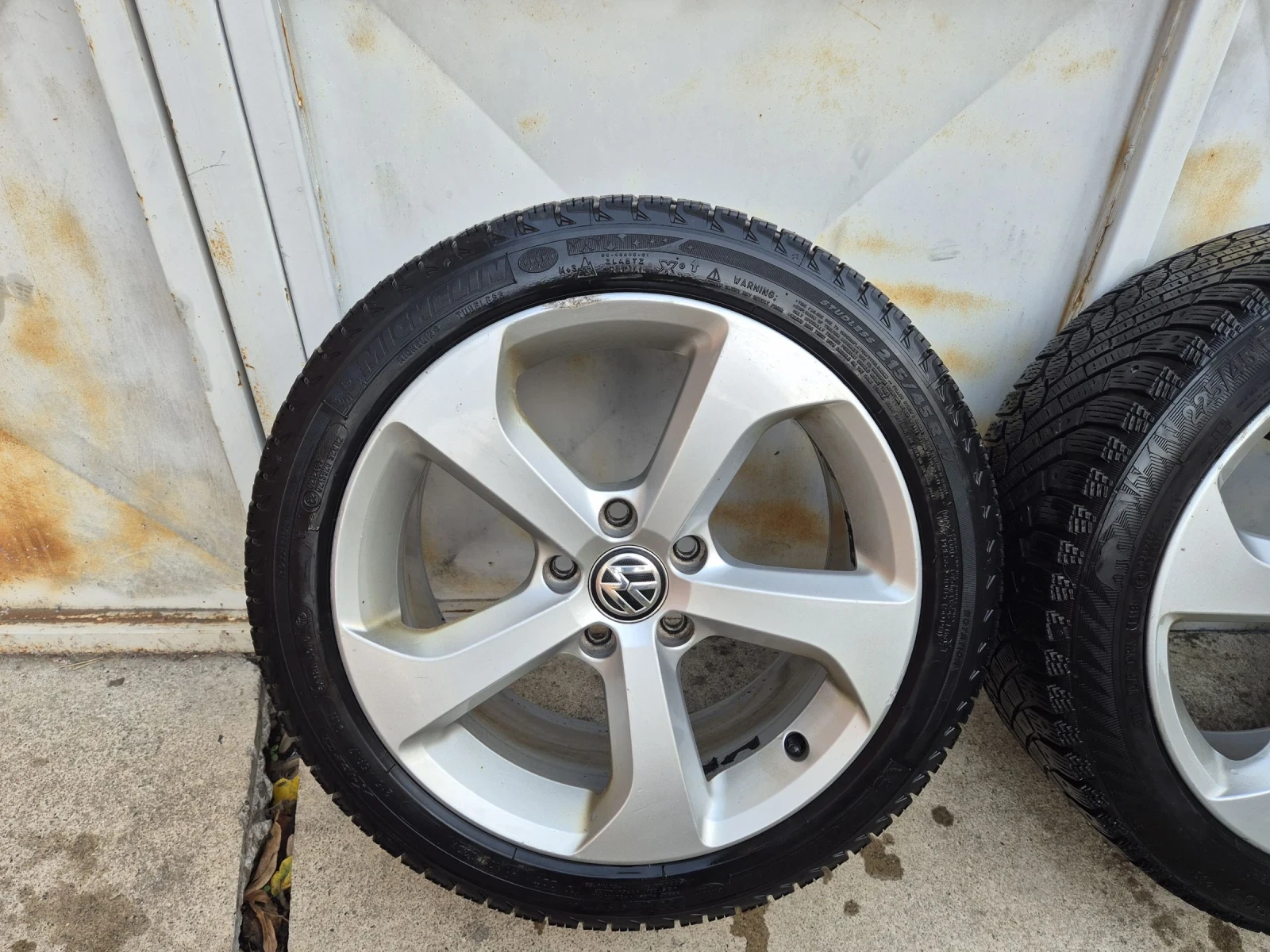    225/45R17  VW Golf | Mobile.bg   2