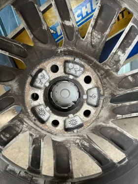 Гуми с джанти Pirelli 255/55R19, снимка 3 - Гуми и джанти - 47526194