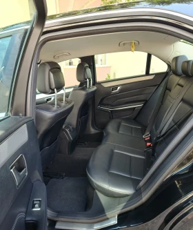 Mercedes-Benz E 250 4MATIC, снимка 9