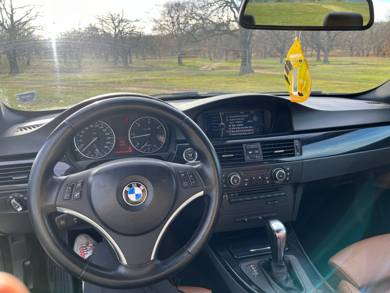 BMW 320 d x-drive facelift, снимка 13 - Автомобили и джипове - 44623205