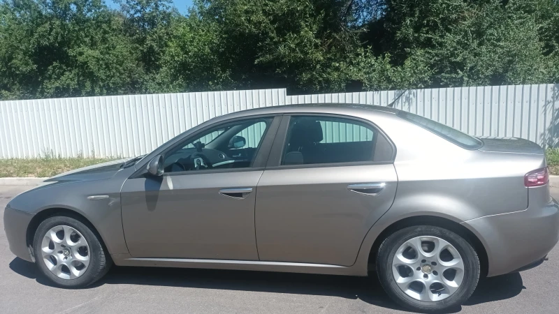 Alfa Romeo 159, снимка 15 - Автомобили и джипове - 47680885