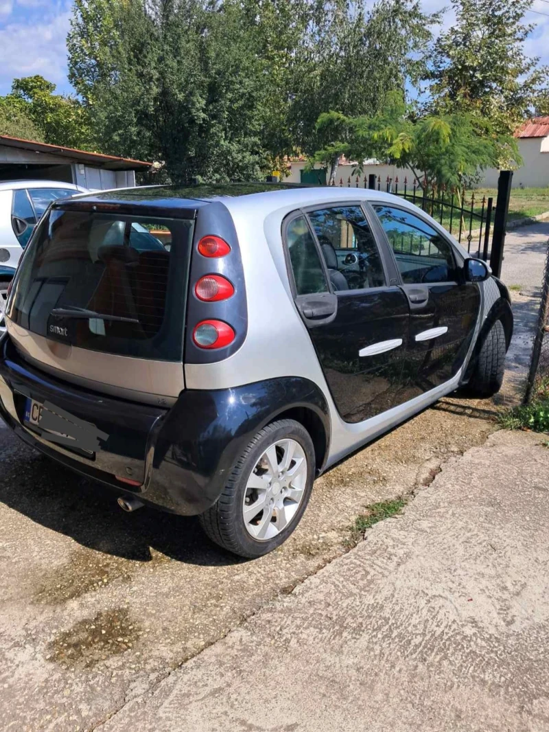 Smart Forfour, снимка 2 - Автомобили и джипове - 48628961