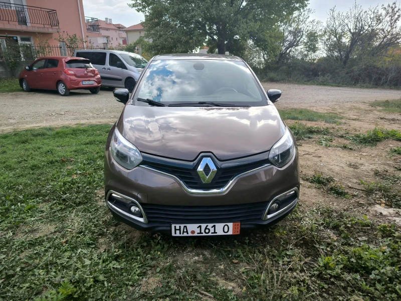 Renault Captur 09 TCe, снимка 1 - Автомобили и джипове - 48737439