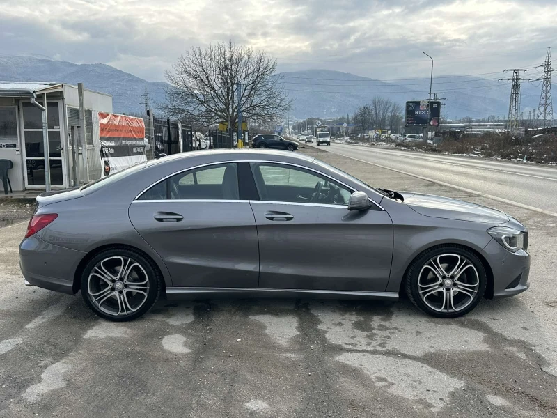 Mercedes-Benz CLA 220, снимка 4 - Автомобили и джипове - 49111688