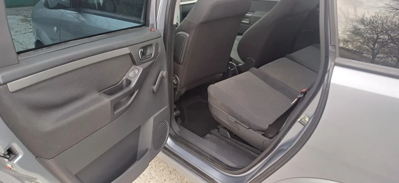 Opel Meriva, снимка 15 - Автомобили и джипове - 52516156