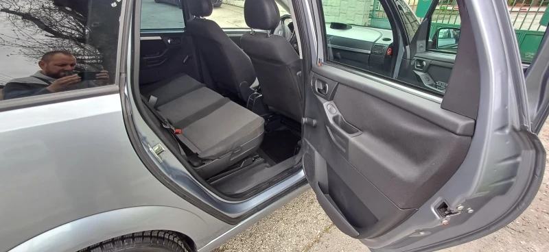 Opel Meriva, снимка 12 - Автомобили и джипове - 52516156