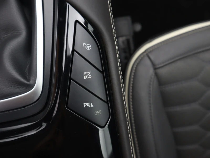 Ford Mondeo, снимка 16 - Автомобили и джипове - 51193335