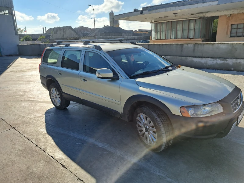 Volvo Xc70, снимка 11 - Автомобили и джипове - 52350569