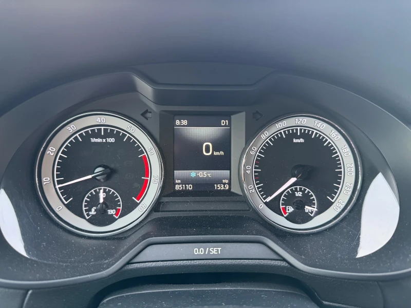 Skoda Octavia Vision, снимка 13 - Автомобили и джипове - 52992065