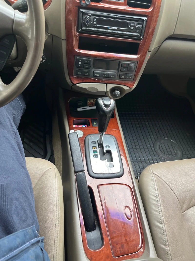 Hyundai Sonata, снимка 11 - Автомобили и джипове - 52356840