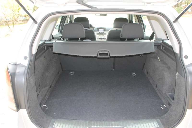 Opel Astra 147000км., ИТАЛИЯ, НОВ ВНОС, снимка 8 - Автомобили и джипове - 52376469