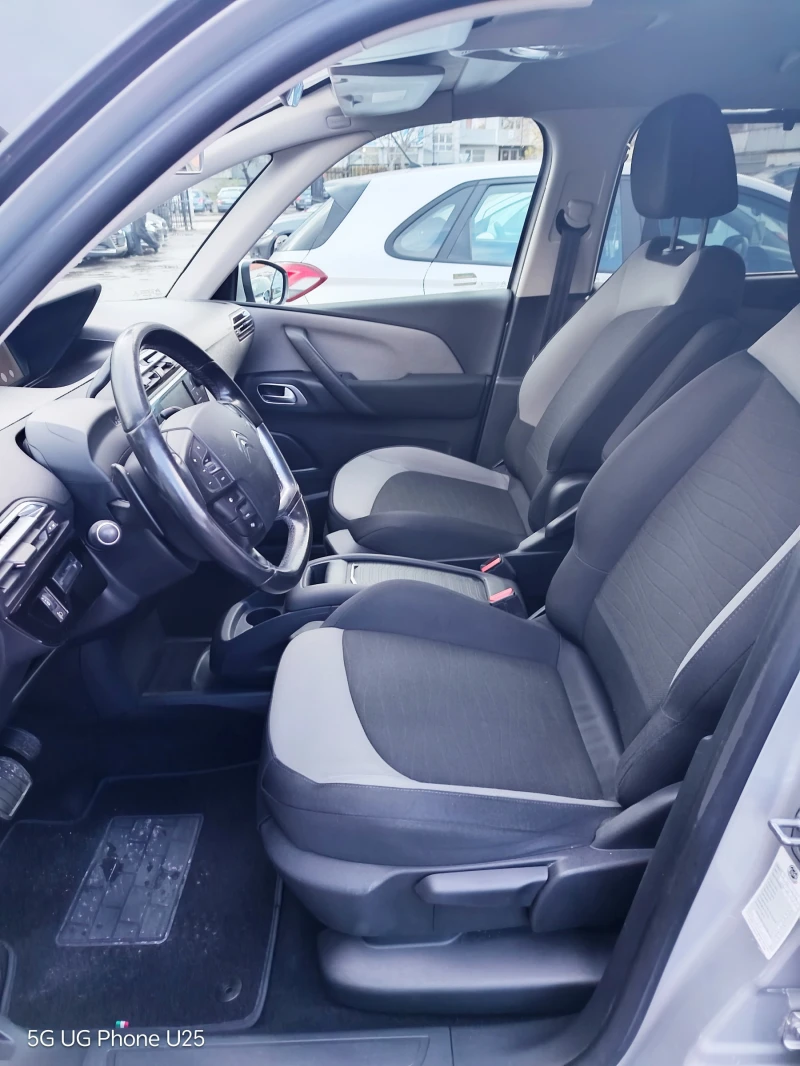 Citroen C4 Picasso 1.6 HDI AUTOMATIC, снимка 10 - Автомобили и джипове - 52381295