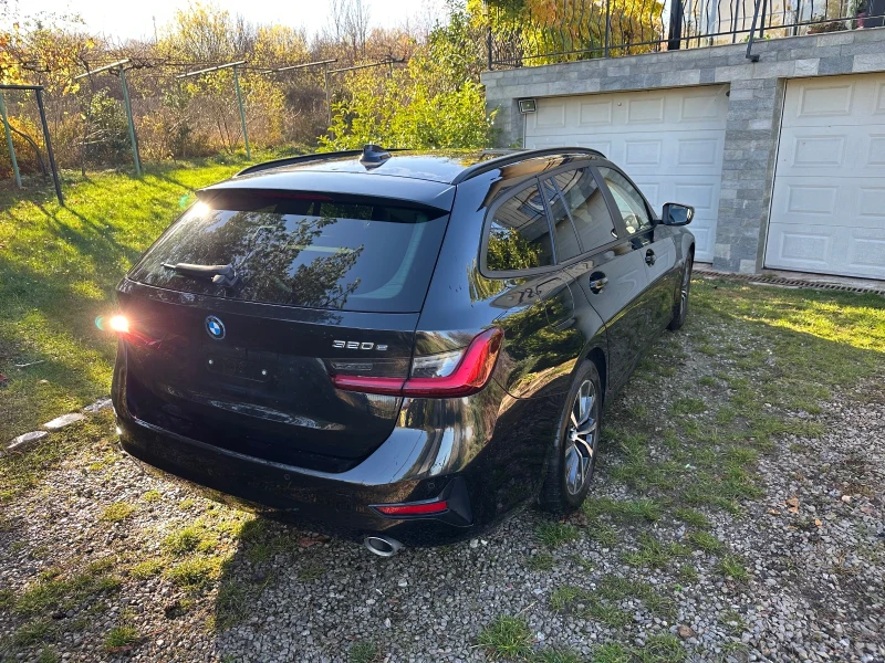 BMW 320 Touring (G21) 320e (204 Hp) Plug-in hybrid, снимка 4 - Автомобили и джипове - 52588453