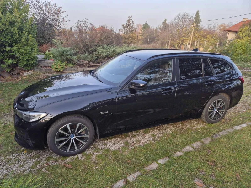 BMW 320 Touring (G21) 320e (204 Hp) Plug-in hybrid, снимка 3 - Автомобили и джипове - 52588453