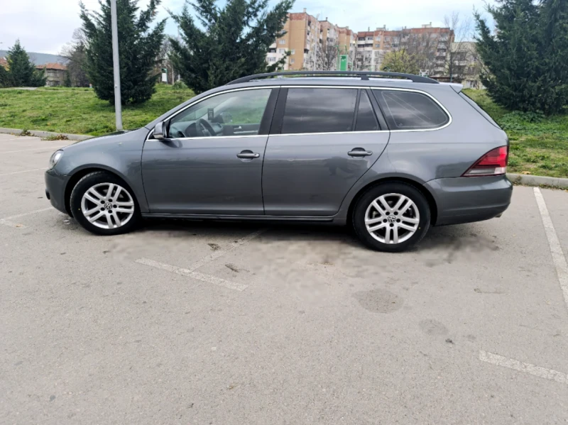 VW Golf, снимка 2 - Автомобили и джипове - 52502733