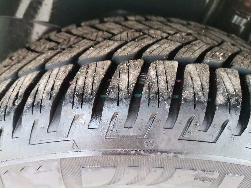 Renault Laguna 2.0 DCI 150к.с* АВТОМАТ* , снимка 11 - Автомобили и джипове - 52832937